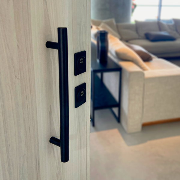 Accesorios para Puertas de Seguridad | Maxiprotección 3 Accesorios para puertas de seguridad que mejorn su utilización