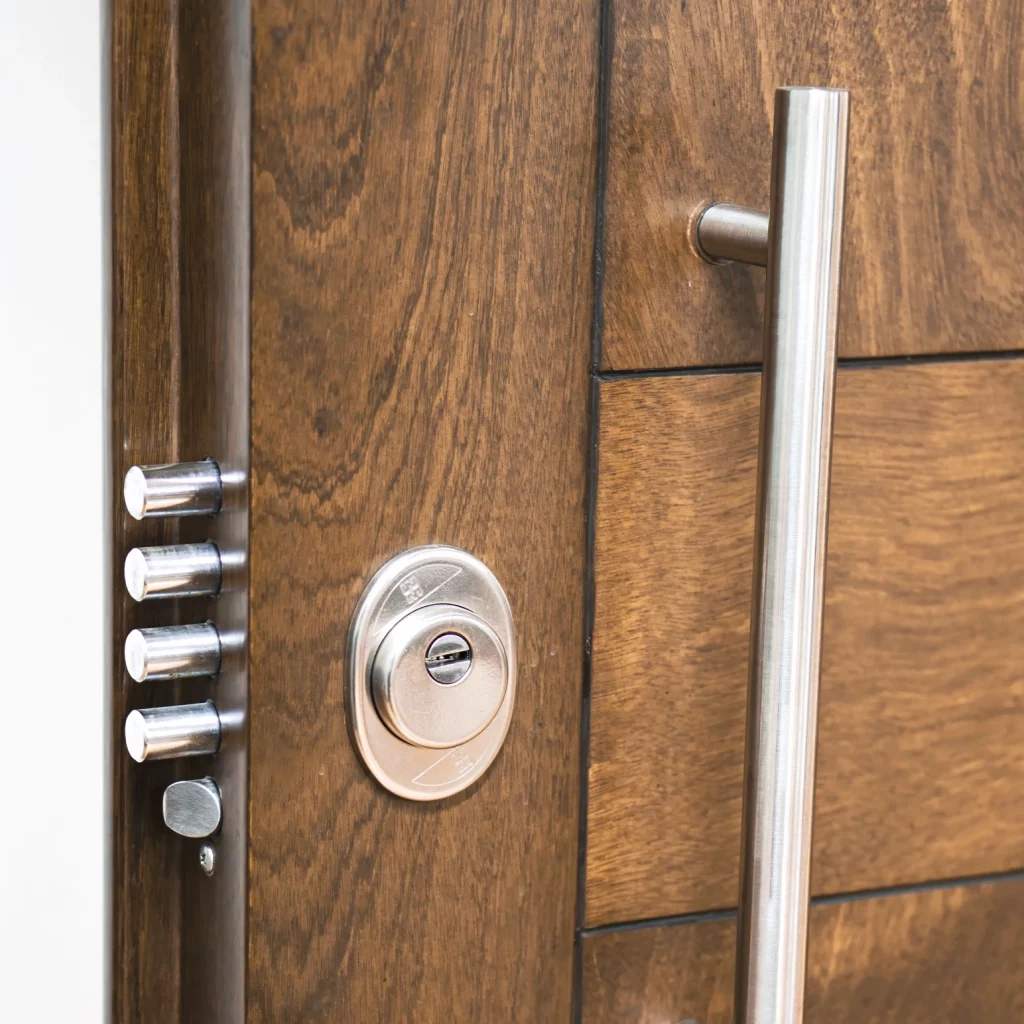 Accesorios para Puertas de Seguridad | Maxiprotección 2 accesorios puertas 4 sq